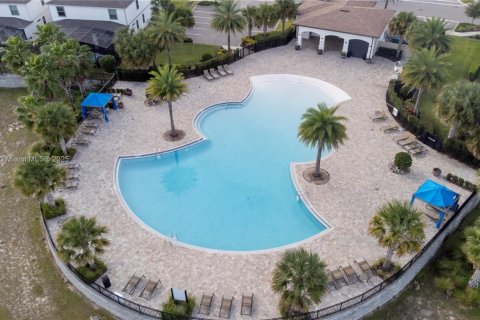Touwnhouse à louer à Kissimmee, Floride: 5 chambres, 210.24 m2 № 2077334 - photo 21