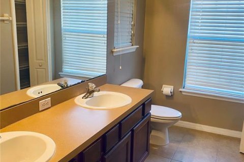 Copropriété à vendre à Saint Cloud, Floride: 3 chambres, 154.96 m2 № 2418422 - photo 17