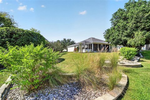 House in The Villages, Florida 3 bedrooms, 177.91 sq.m. № 2395841 - photo 22