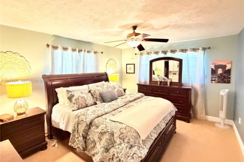 Villa ou maison à vendre à Homestead, Floride: 3 chambres, 158.68 m2 № 2075367 - photo 9