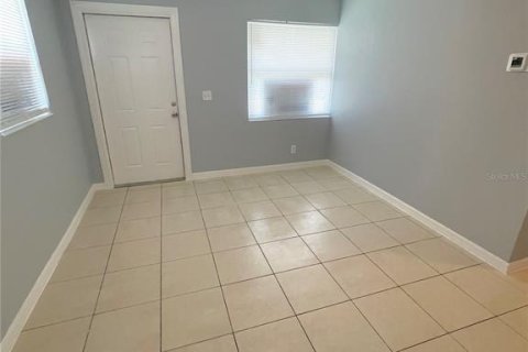 Duplex in Wildwood, Florida 4 bedrooms, 124.86 sq.m. № 1592996 - photo 12