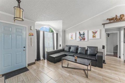 Casa en venta en Deltona, Florida, 4 dormitorios, 154.78 m2 № 2237394 - foto 5