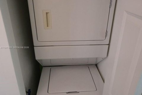 Снять в аренду кондоминиум в Корал-Гейблс, Флорида 1 спальня, 67.73м2, № 2004236 - фото 13