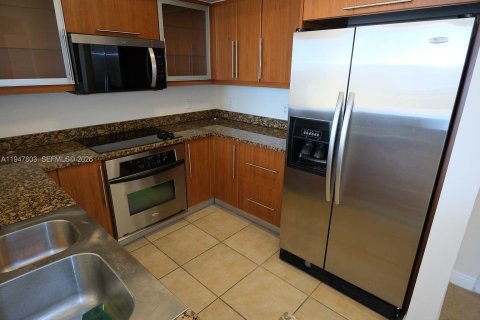 Снять в аренду кондоминиум в Корал-Гейблс, Флорида 1 спальня, 67.73м2, № 2004236 - фото 10