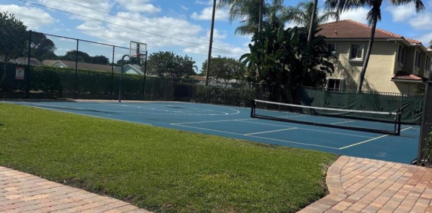 Adosado en Boynton Beach, Florida 3 dormitorios, 151.06 m2 № 1139444