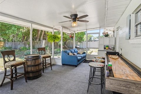 House in Mount Dora, Florida 3 bedrooms, 102.38 sq.m. № 2126740 - photo 15