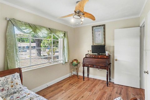 House in Mount Dora, Florida 3 bedrooms, 102.38 sq.m. № 2126740 - photo 17