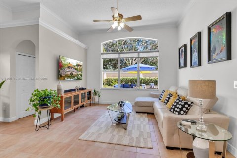 House in Pembroke Pines, Florida 4 bedrooms, 224.27 sq.m. № 1964086 - photo 16