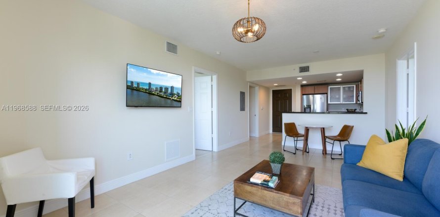 Condo in West Palm Beach, Florida, 2 bedrooms  № 2029787