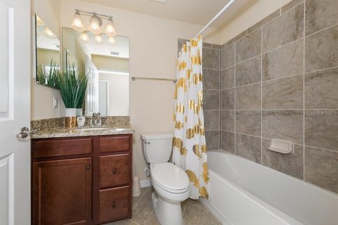 Condominio en alquiler en Bradenton, Florida, 2 dormitorios, 125.88 m2 № 1798047 - foto 21