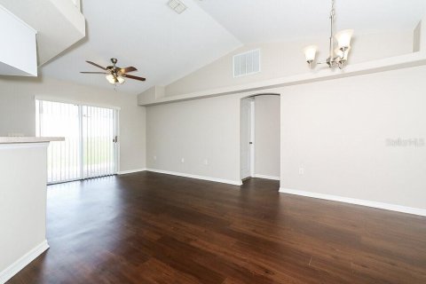Casa en alquiler en Lutz, Florida, 3 dormitorios, 127.83 m2 № 1894783 - foto 4