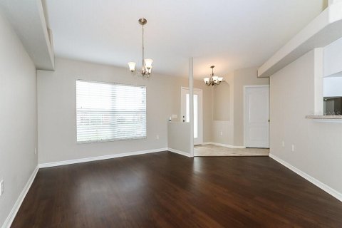 Casa en alquiler en Lutz, Florida, 3 dormitorios, 127.83 m2 № 1894783 - foto 2