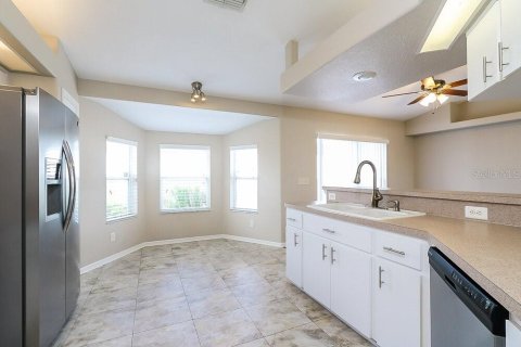 Casa en alquiler en Lutz, Florida, 3 dormitorios, 127.83 m2 № 1894783 - foto 5