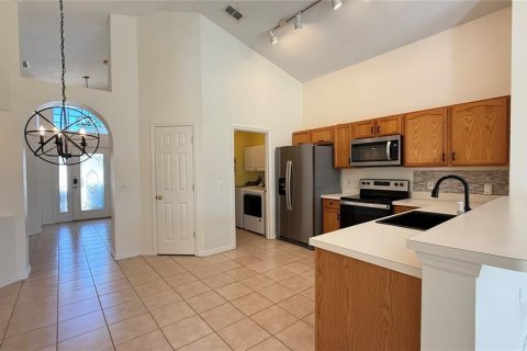 Casa en alquiler en Davenport, Florida, 4 dormitorios, 150.69 m2 № 1902184 - foto 8