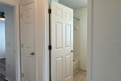 Casa en alquiler en Davenport, Florida, 4 dormitorios, 150.69 m2 № 1902184 - foto 19