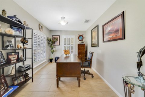 House in Ocala, Florida 4 bedrooms, 195.75 sq.m. № 1691990 - photo 4