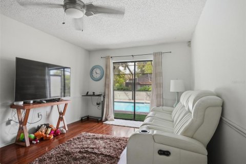 House in Hudson, Florida 3 bedrooms, 179.49 sq.m. № 2411613 - photo 10
