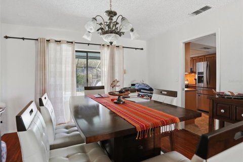 House in Hudson, Florida 3 bedrooms, 179.49 sq.m. № 2411613 - photo 17