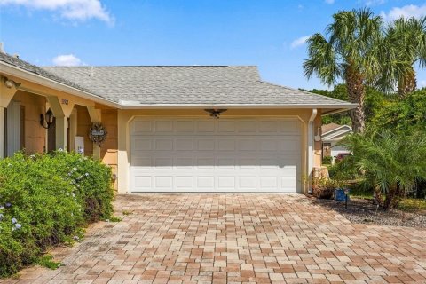 House in Hudson, Florida 3 bedrooms, 179.49 sq.m. № 2411613 - photo 5