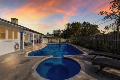 Casa en venta en Bradenton, Florida, 5 dormitorios, 198.44 m2 № 1906044 - foto 21