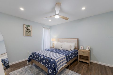 Casa en venta en Bradenton, Florida, 5 dormitorios, 198.44 m2 № 1906044 - foto 15