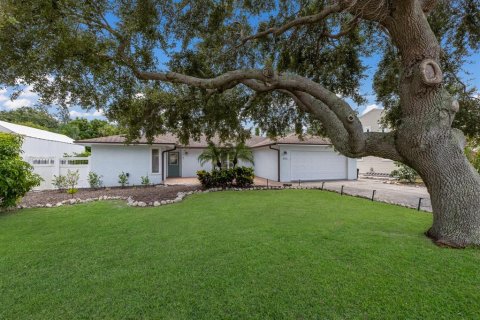 Casa en venta en Bradenton, Florida, 5 dormitorios, 198.44 m2 № 1906044 - foto 23