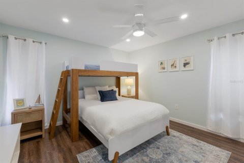 Casa en venta en Bradenton, Florida, 5 dormitorios, 198.44 m2 № 1906044 - foto 12