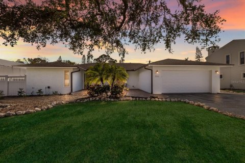 Casa en venta en Bradenton, Florida, 5 dormitorios, 198.44 m2 № 1906044 - foto 17
