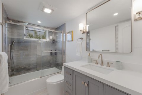 Casa en venta en Bradenton, Florida, 5 dormitorios, 198.44 m2 № 1906044 - foto 14