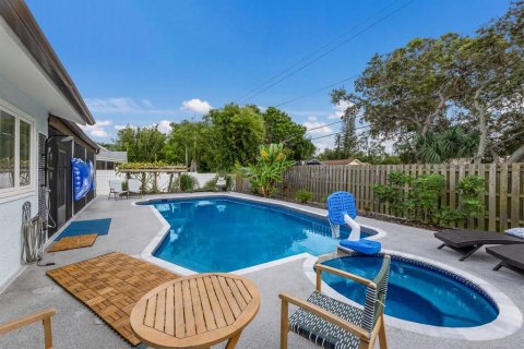 Casa en venta en Bradenton, Florida, 5 dormitorios, 198.44 m2 № 1906044 - foto 20