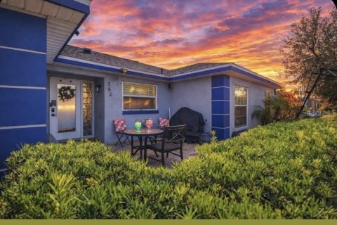 Villa ou maison à Orlando, Floride 3 chambres, 211.82 m2 № 2119158