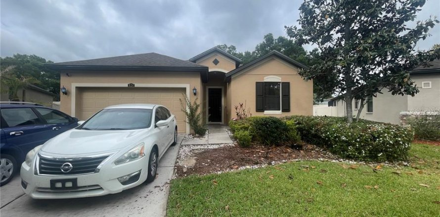 Villa ou maison à Brandon, Floride 4 chambres, 182 m2 № 2319192