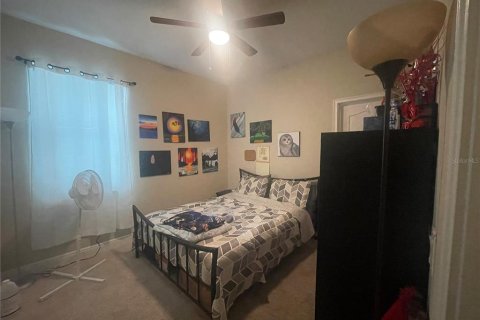 Villa ou maison à louer à Brandon, Floride: 4 chambres, 182 m2 № 2319192 - photo 10