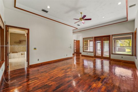 Casa en venta en Homestead, Florida, 4 dormitorios, 609.44 m2 № 2058444 - foto 19