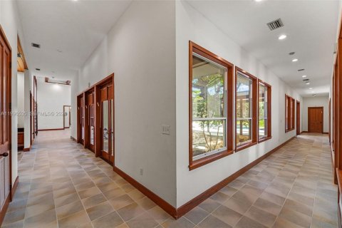 Casa en venta en Homestead, Florida, 4 dormitorios, 609.44 m2 № 2058444 - foto 15