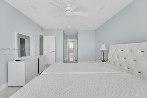 Condominio en venta en Sunny Isles Beach, Florida, 3 dormitorios, 145.86 m2 № 1862956 - foto 12