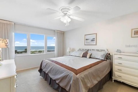 Condo in Venice, Florida, 2 bedrooms  № 1533105 - photo 9