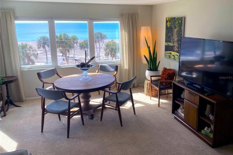 Condo in Venice, Florida, 2 bedrooms  № 1533105 - photo 4