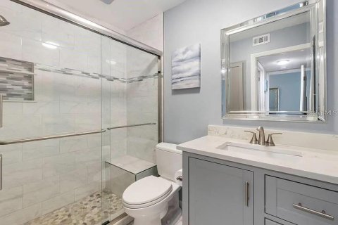 Condo in Venice, Florida, 2 bedrooms  № 1533105 - photo 16