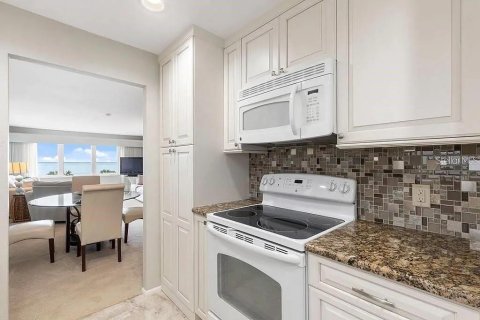 Condo in Venice, Florida, 2 bedrooms  № 1533105 - photo 20