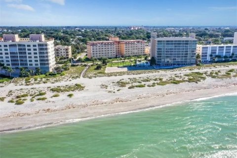 Condo in Venice, Florida, 2 bedrooms  № 1533105 - photo 29