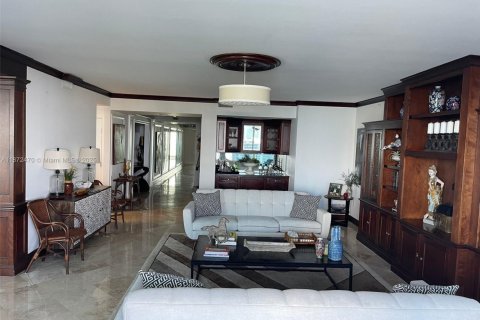 Condo in Aventura, Florida, 3 bedrooms  № 1922566 - photo 5