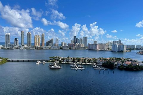 Condo in Aventura, Florida, 3 bedrooms  № 1922566 - photo 2