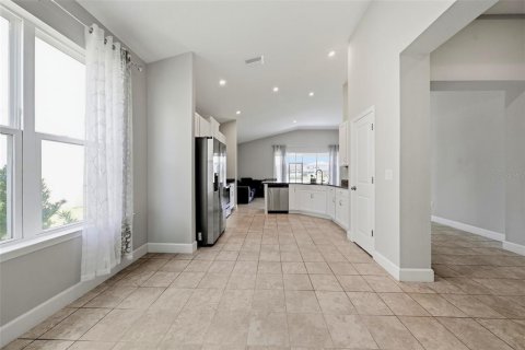 House in Wesley Chapel, Florida 3 bedrooms, 190.45 sq.m. № 2210140 - photo 16