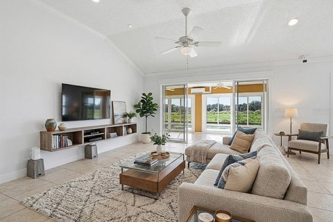 Villa ou maison à vendre à The Villages, Floride: 4 chambres, 236.71 m2 № 2329240 - photo 6