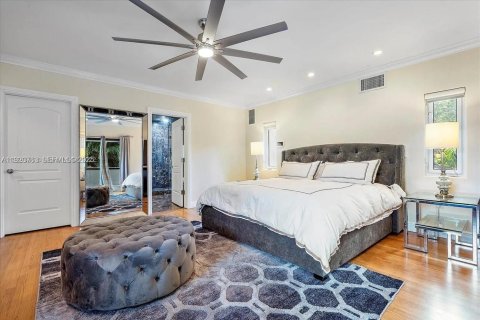 House in Fort Lauderdale, Florida 4 bedrooms, 324.6 sq.m. № 1983139 - photo 18