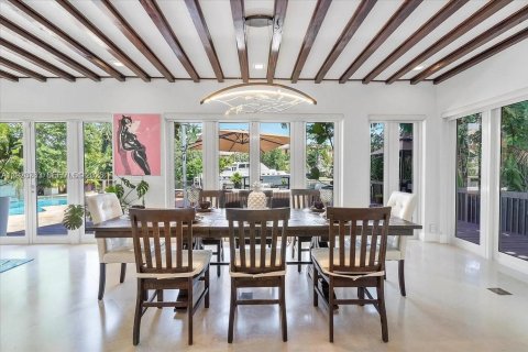 House in Fort Lauderdale, Florida 4 bedrooms, 324.6 sq.m. № 1983139 - photo 23