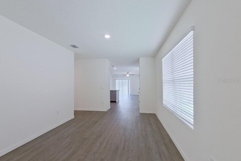 Villa ou maison à louer à Leesburg, Floride: 3 chambres, 139.73 m2 № 2420423 - photo 2