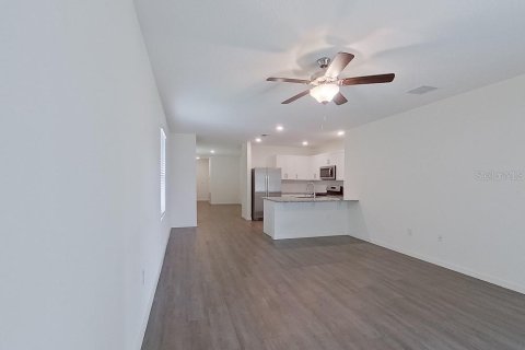 Villa ou maison à louer à Leesburg, Floride: 3 chambres, 139.73 m2 № 2420423 - photo 7