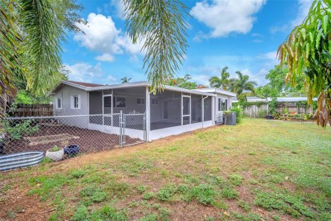 Villa ou maison à vendre à Fort Lauderdale, Floride: 3 chambres, 125.05 m2 № 1930010 - photo 17